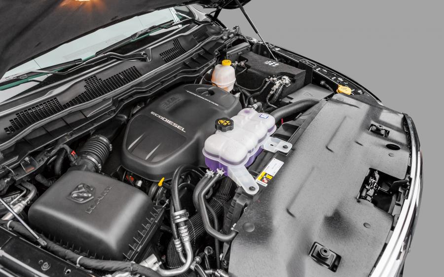  Dodge Ram 1500 Laramie Crew Cab 2016 года  (LA) (фото 6 из 8)